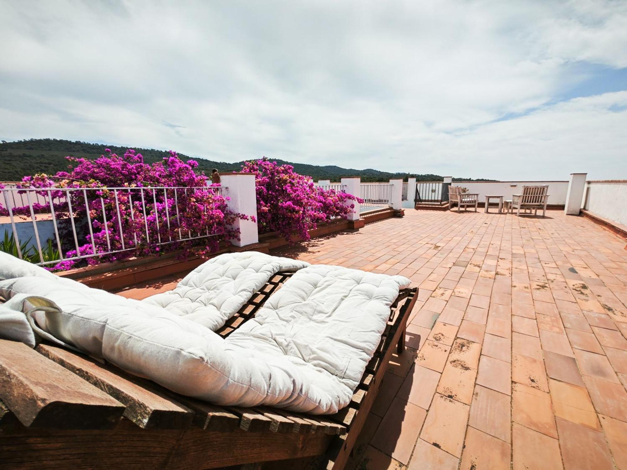 El Penell Apartament Llevant Vilamaniscle 外观 照片