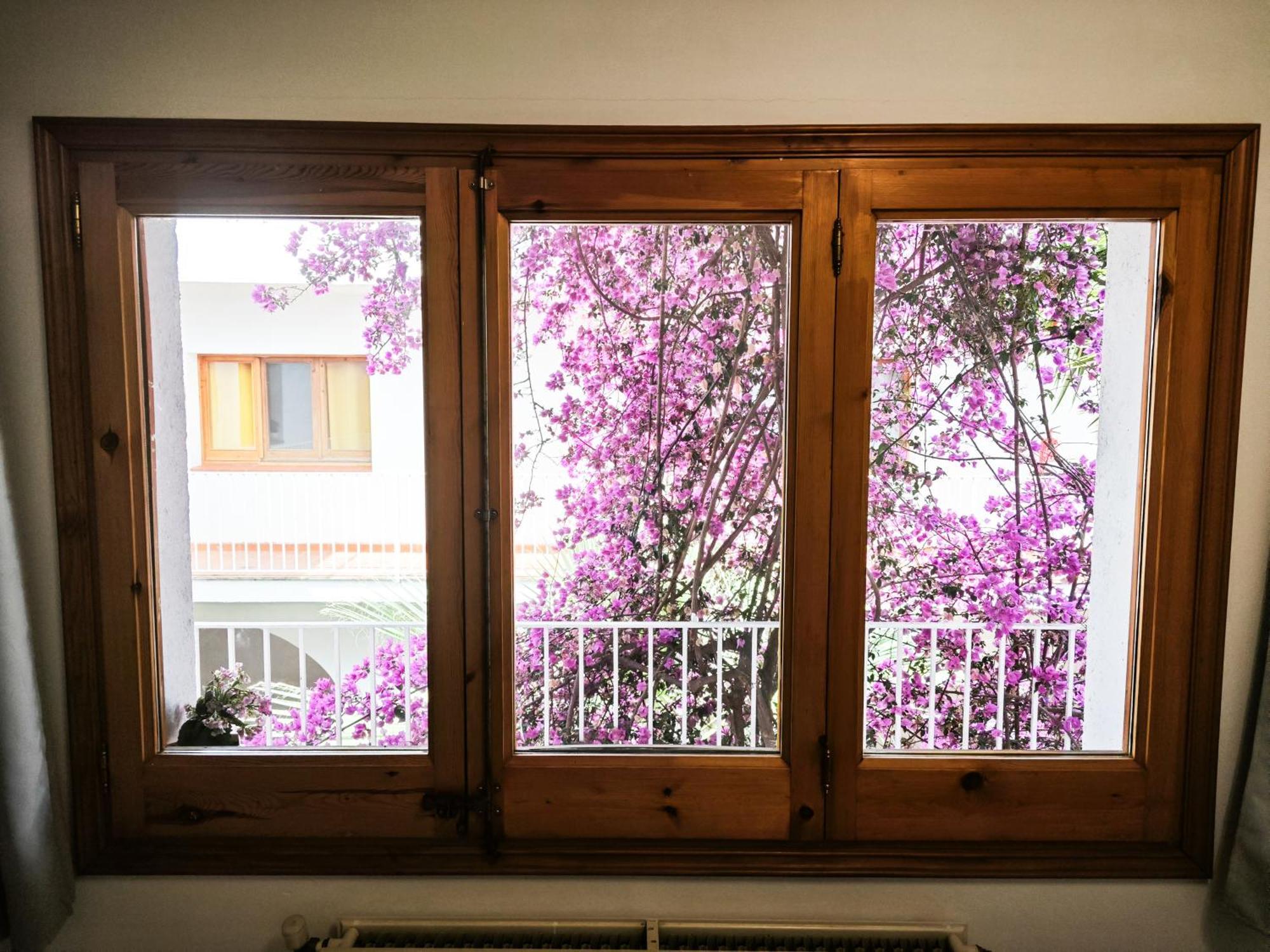 El Penell Apartament Llevant Vilamaniscle 外观 照片